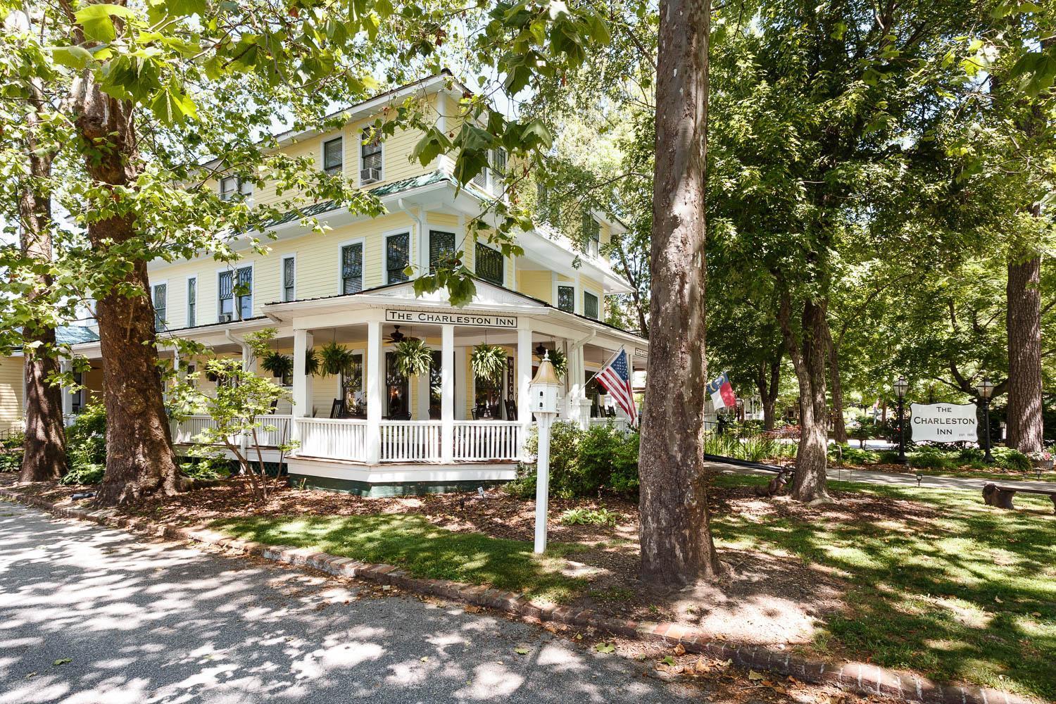 The Charleston Inn Hendersonville Nc Екстериор снимка
