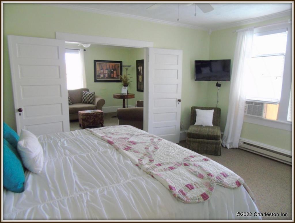 The Charleston Inn Hendersonville Nc Екстериор снимка