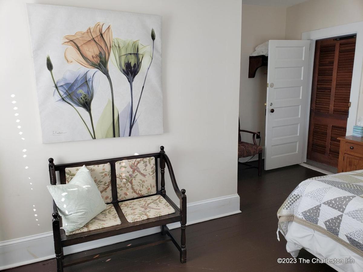 The Charleston Inn Hendersonville Nc Екстериор снимка