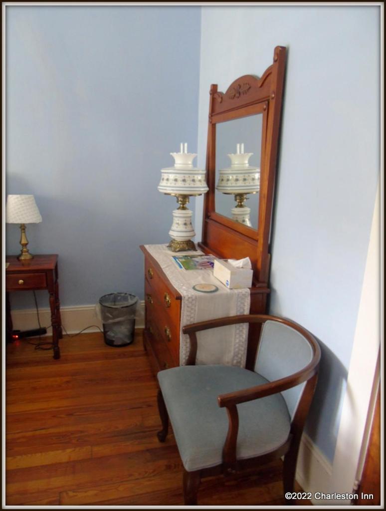 The Charleston Inn Hendersonville Nc Екстериор снимка