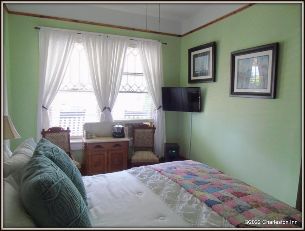 The Charleston Inn Hendersonville Nc Екстериор снимка