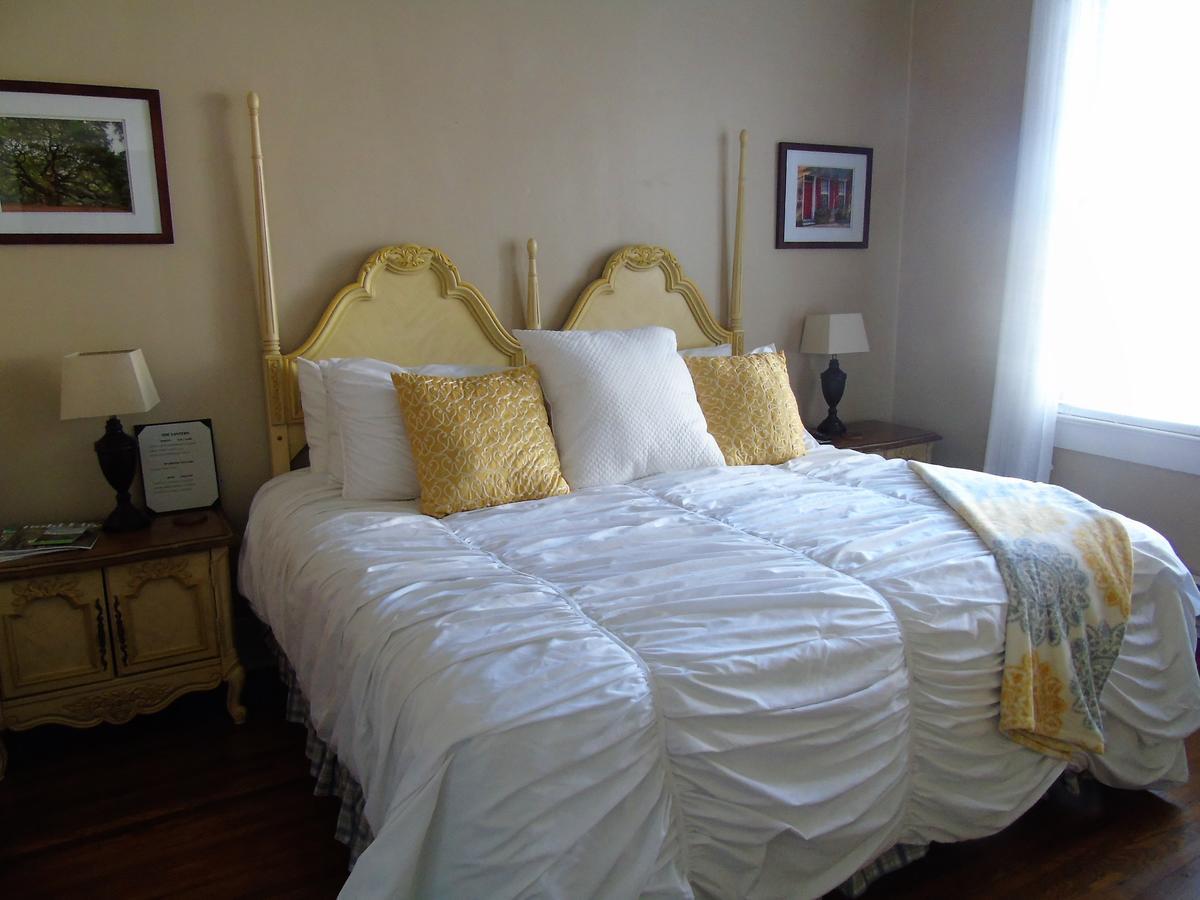 The Charleston Inn Hendersonville Nc Екстериор снимка